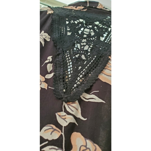 ANGIE Button-Down Floral Dress w/ Matching Tie Belt - Size S - Picture 3 of 6